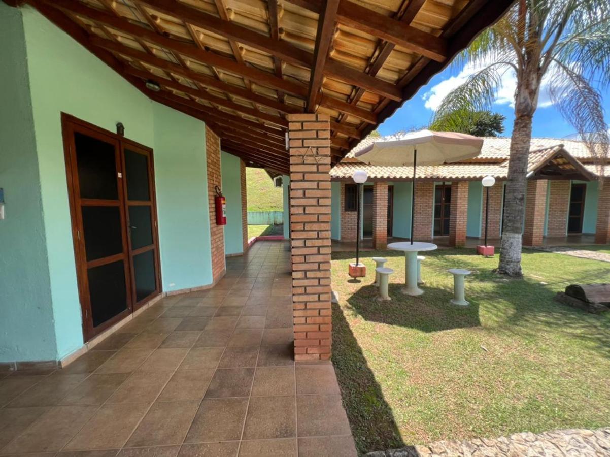 Pousada Vale Das Maritacas Monte Alegre do Sul Exterior foto